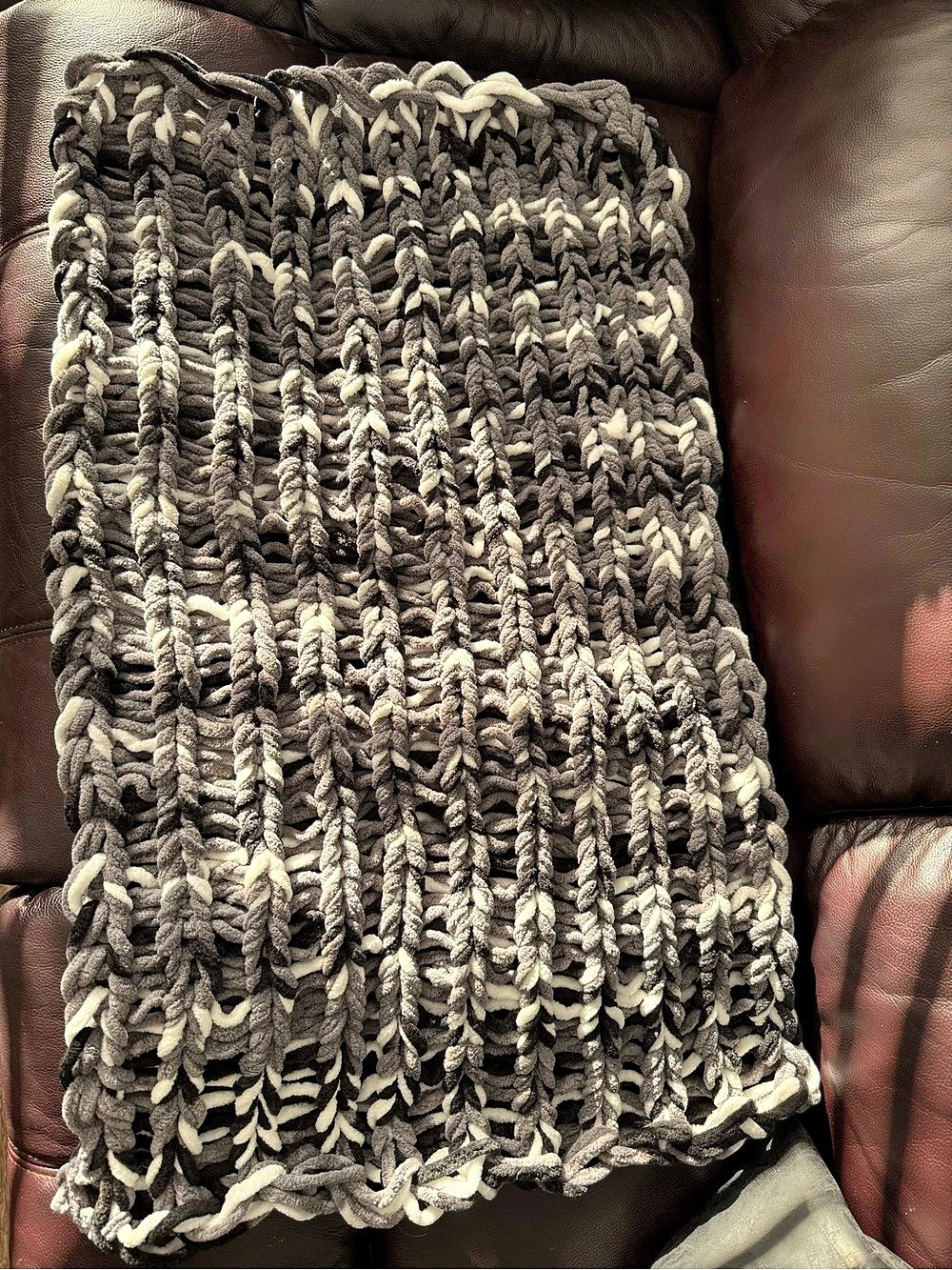 NEW Gray, Black & White blanket for baby, pet or lap